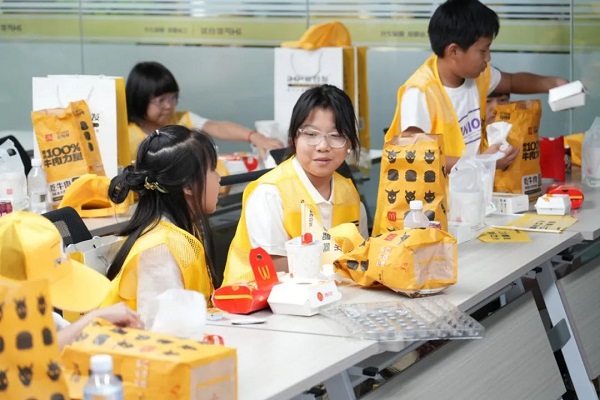 学生用餐